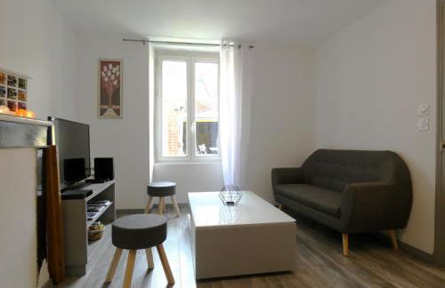 Élégante maison de ville avec cour intérieure, centre de Châteaudun, proche sites touristiques - FR-1-581-115 - Foto 3