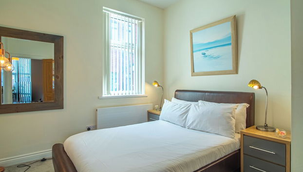 Stylish & Spacious Apartment With Private Balcony - Foto 2, Habitación