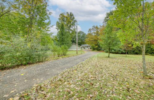 Riverwood South Haven Retreat on 10 Acres - Foto 44