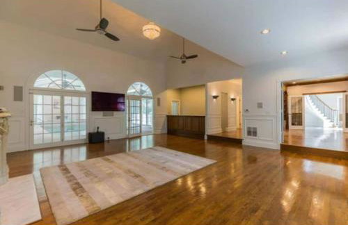 5 Bedrooms Indoor Pool Huge Yard - Foto 3