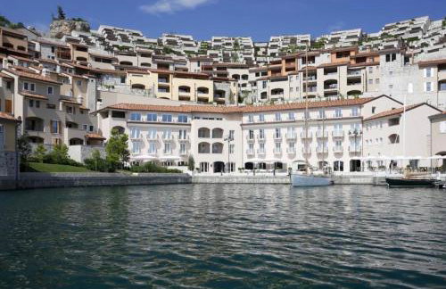 PORTOPICCOLO Luxury Penthouse Private Beach - Foto 3