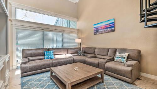 Idyllic Montgomery Condo with Pool and Lake View! - Foto 4