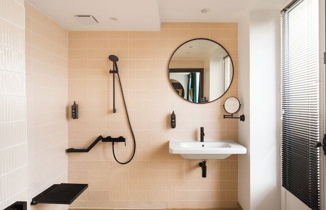 Limehome Paris Montmartre - Photo 35