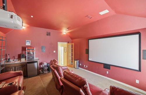 Brittany House Pool, Arcade, Movie Theater home - Foto 3