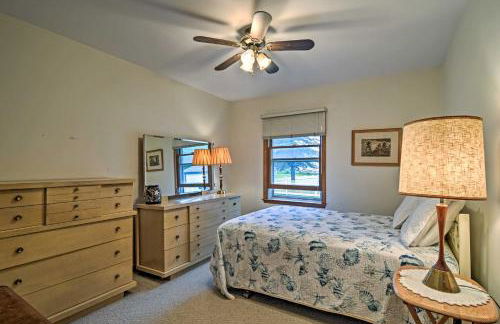 Lake Huron House with Grill and Beach Access! - Foto 17