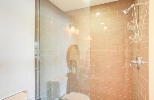 Beautiful Lake Coeur dAlene Retreat Deck and View! - Foto 21