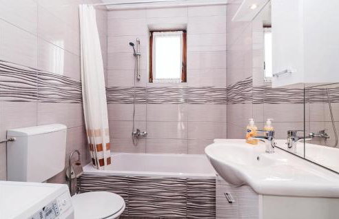 4 Bedroom Amazing Home In Benkovac - Foto 35