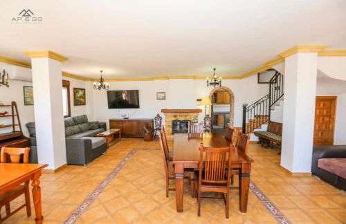 Villa Relax and Pool El Moral - Photo 23