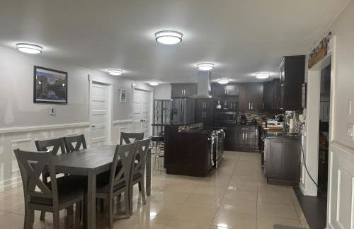 House on Acreage with Farm Animals in Bothell, Close to Seattle Bellevue Kirkland - Foto 7