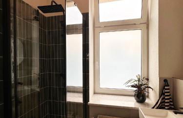 Zentrales Studio in ehemaligem Ladengeschäft mit Parkplatz in Leipzig - Foto 12