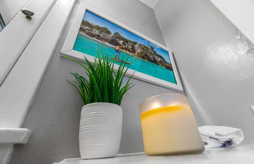 Bankers Hill Hideaway with AC Views and Parking - Foto 33