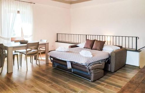 Stunning Apartment In Lubriano With Sauna - Photo 12