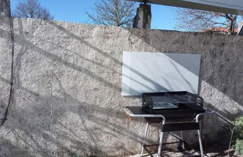 Charming House in Parada with Large Garden - Foto 38