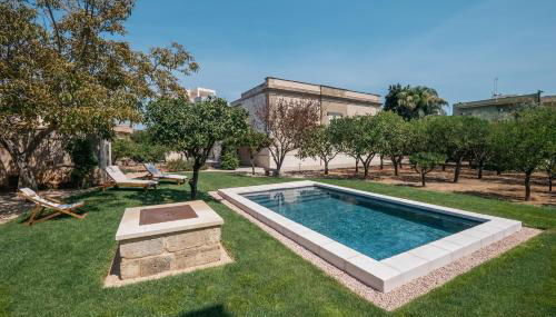 Villa delle Zagare - private hydromassage pool - Foto 1, sunbed, Garden view