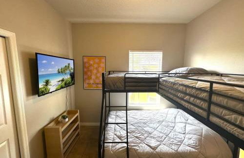 Very Near Disney 3 Bd Condo Walmart 1 min away townhouse - Foto 49
