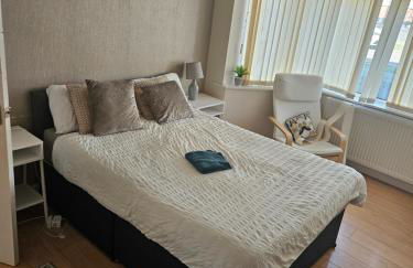 ENTIRE HOUSE- Near Common Wealth Games PERRY BARR - Foto 5