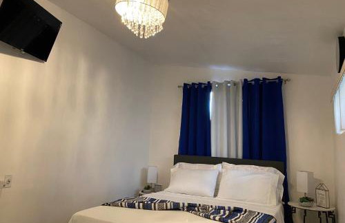 Beautiful House 7 min from Miami Airport w FREE parking - Photo 43