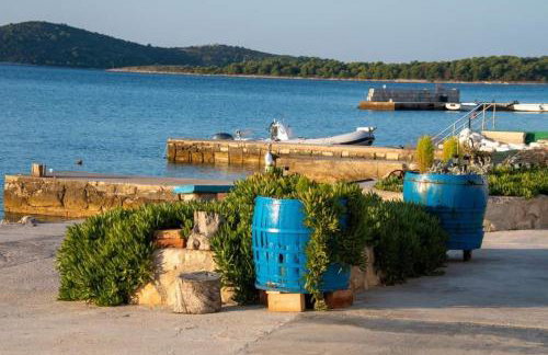 Krapanj Seafront Stone House - Foto 20
