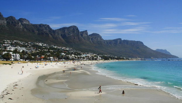 Beautiful Holiday Apartment Overlooking the Beach Modoco - Foto 3, Zimmer