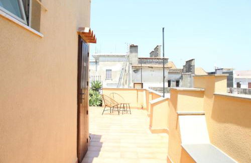 'ETNA HOME' 400mt SEA - Airport - Taormina & Netflix - Foto 1