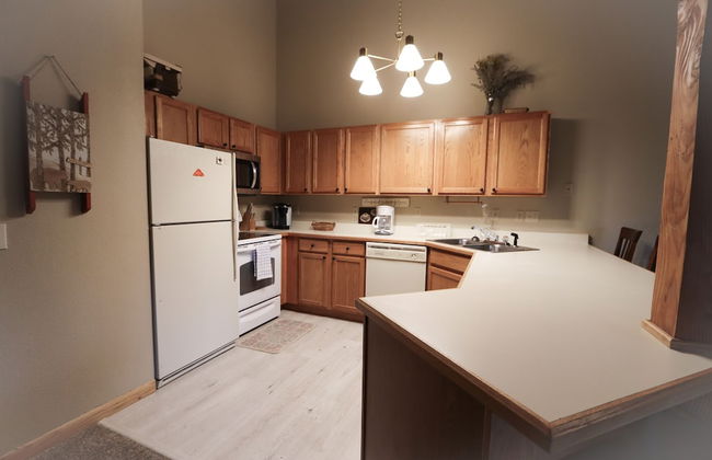 Elk Trail Getaway - Photo 11