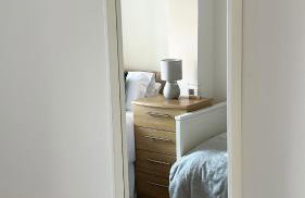 Peaceful 2-Bed Bungalow with Garden & Parking in Bramley Village, Rotherham - Foto 59