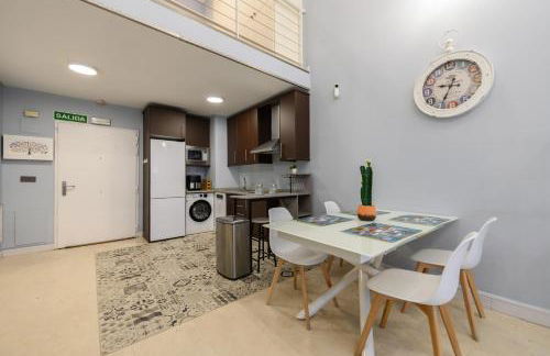 Acogedor Dúplex con Cocina Abierta y Suite Privada en Madrid LDM11034 - Foto 41