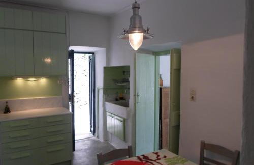 Hidesign Athens Traditional Stone House in Kea's Port - Foto 7