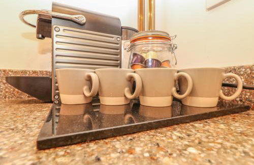 Back Of Beyond - Photo 10