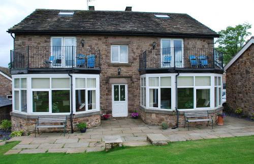 Shallcross Hall Cottages - Blackbrook - Photo 1