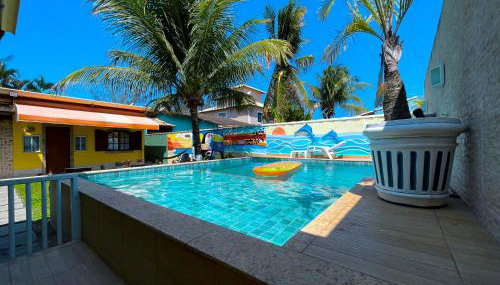 Recantos Pinheiros - Casa inteira, até 15 hóspedes - Piscina privativa, sinuca, ar condicionado e TVs nos 4 quartos - Condomínio Orla 500, lado praia - Unamar, Cabo Frio-RJ - Foto 3, sunbed