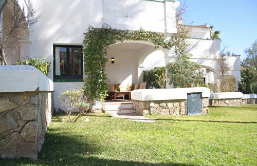 Beautiful seafront house - Photo 3