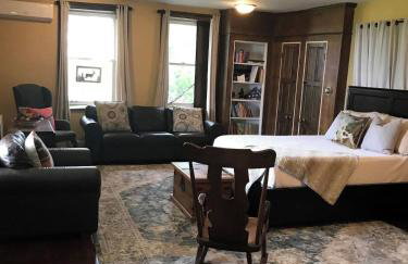 The Stonehouse at Ingleside, Cayuga Lake, Aurora NY - Foto 15