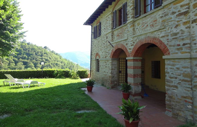 Serene Farmhouse in Dicomano With Swimming Pool - Photo 40