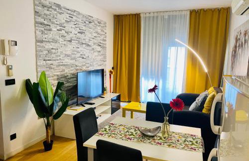 Nova Galerija Studio Ema i Apartman Anita- parking in garage - Foto 15