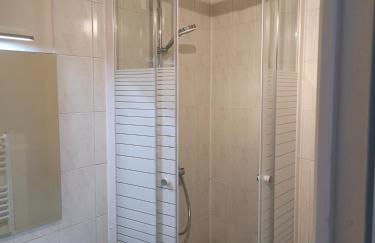 L6 - Green and premium flat close Paris - WIFI & NETFLIX - Foto 16