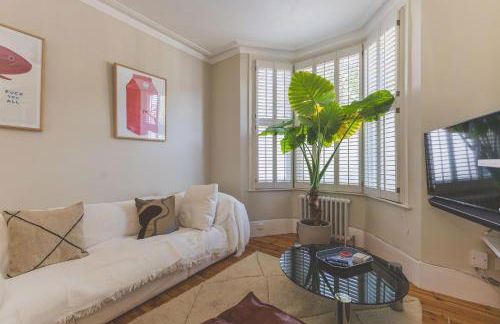 Modern Comforts in a Designer Home - Photo 24