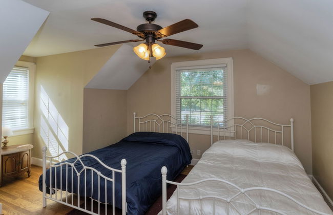 Pool Near Fort Moore Our White House - Foto 5