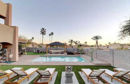 Epic 6BR with Pool, Spa and Fire Pit - Walk to Trails - Foto 1