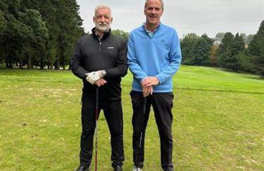 3 Bedrooms Homely House in Motherwell Sleeps 8 comfortably with 6 double beds Near Glasgow Edinburgh Free Private Parking Business Travellers Contractors Holiday Goers Near all Major transport links - Foto 26