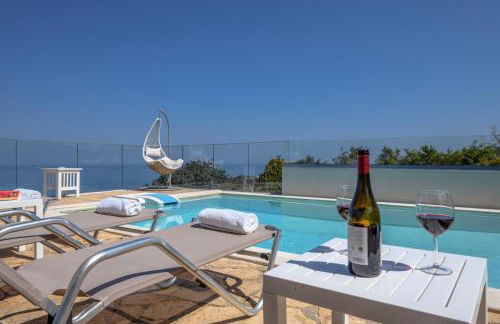 Villa Serenity - With Private Heated Pool - Foto 15