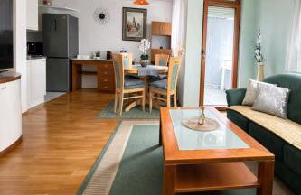 Angelina Green Oasis - Free Parking, Self check in - Foto 9