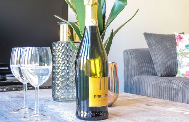 Tudors eSuites Birmingham House with Private Garden Free Parking - Foto 15