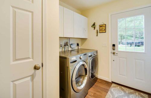 Waterfront Webster Cabin with Dock on Warner Lake! - Foto 27