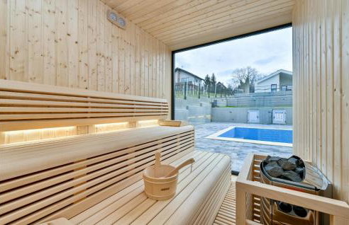 Cozy Home In Dugo Selo With Sauna - Foto 8