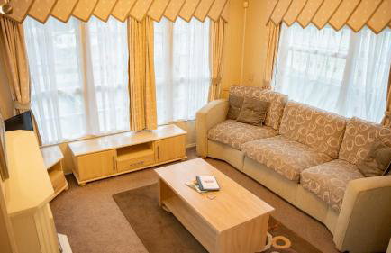 The Elms Static Caravan - Photo 4