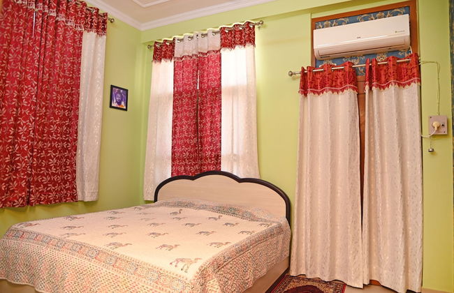 SOHANAs Homestays- 2 BHK Apartment with Terrace near Jaipur International Airport - Foto 7