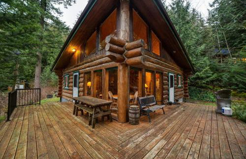 83MF - Lakeside - Hot Tub - WIFI - BBQ - Dock - Sleeps 4 NO PETS - Foto 32