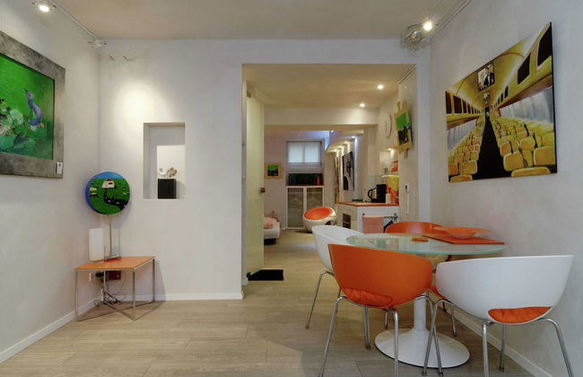 Contemporary Apartment in Kreuzberg, Berlin - Photo 16