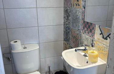 Vasilios Luxury Apartments - Photo 16